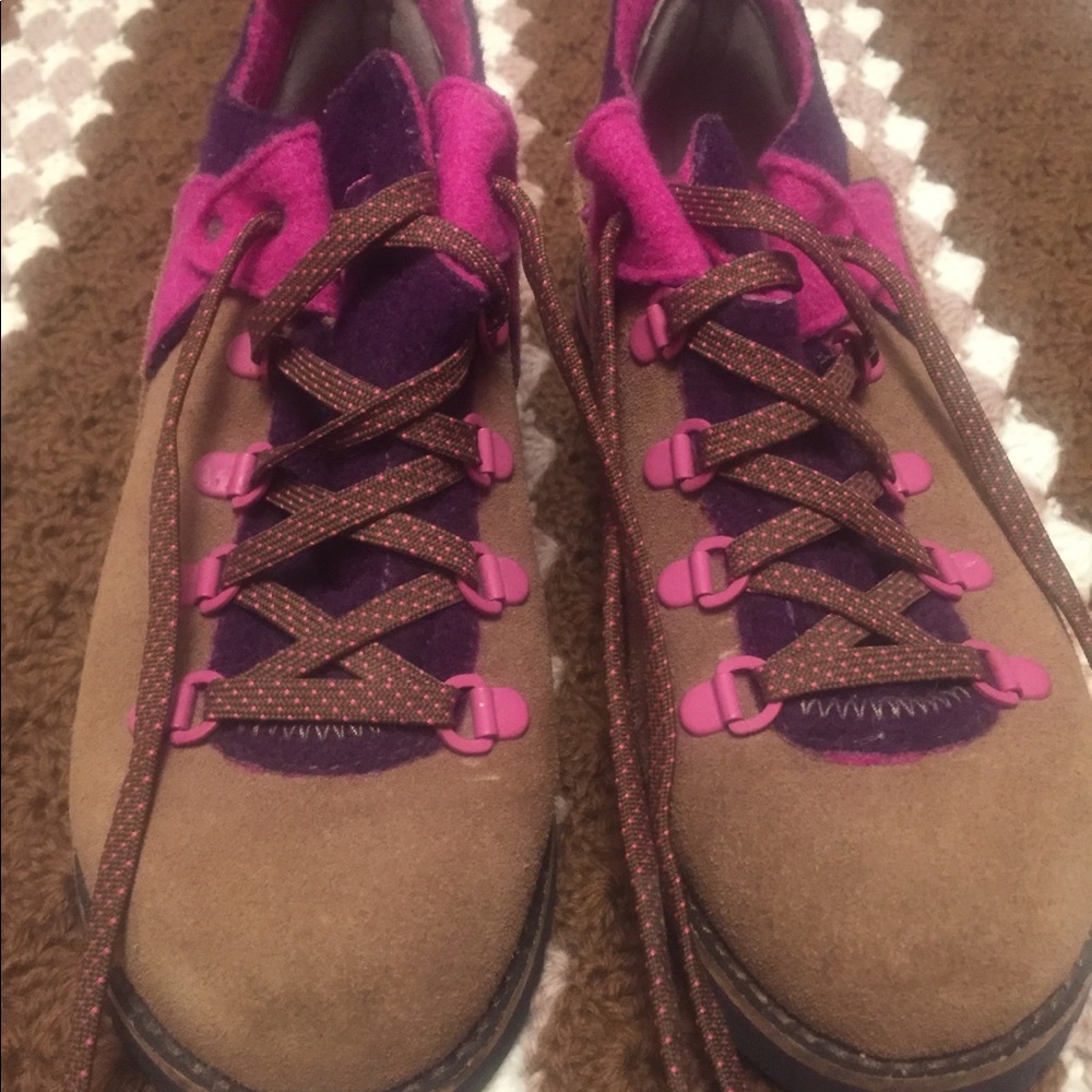 Women’s Merrell Boots